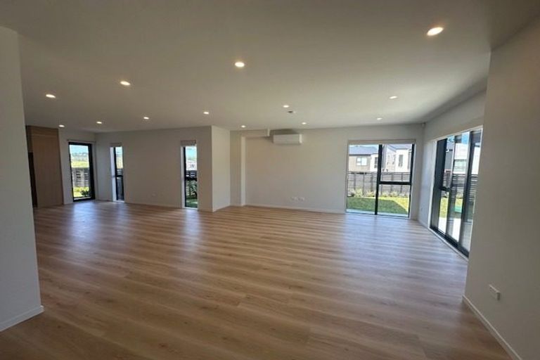 Photo of property in 169 Henwood Road, Westgate, Auckland, 0814