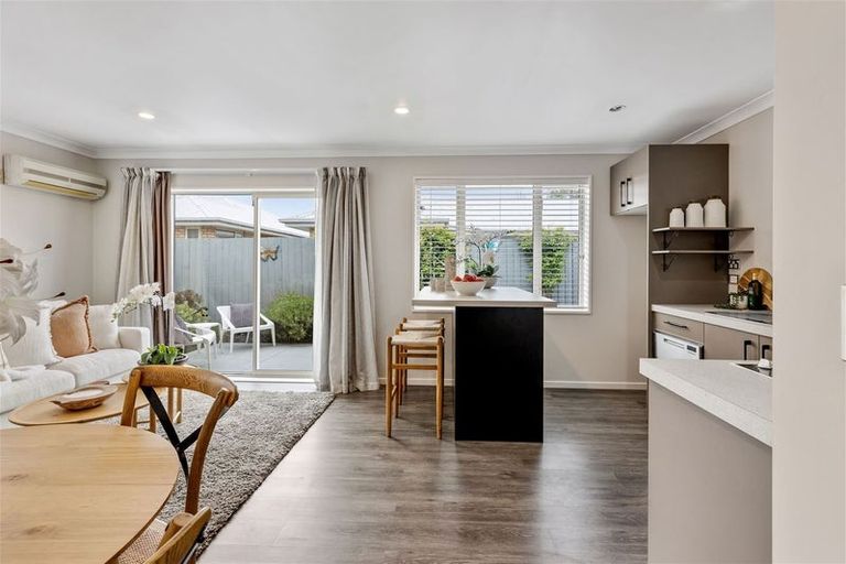 Photo of property in 2/633 Gloucester Street, Linwood, Christchurch, 8062