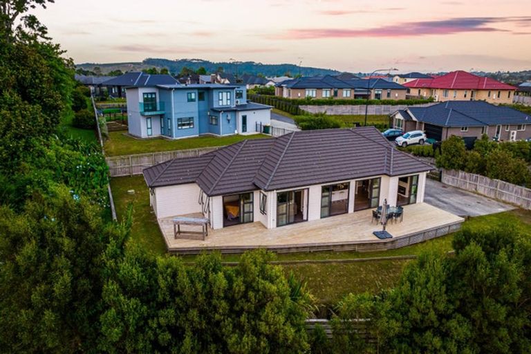 Photo of property in 42 Leebank Crescent, Riverhead, 0820