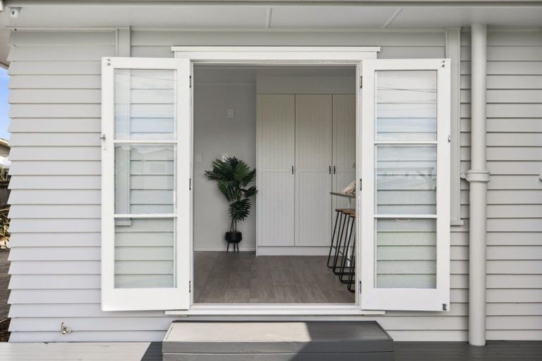 Photo of property in 6 Donovan Street, Te Puke, 3119