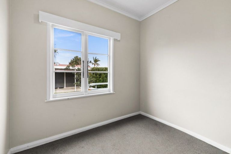 Photo of property in 4 Higgins Street, Marewa, Napier, 4110