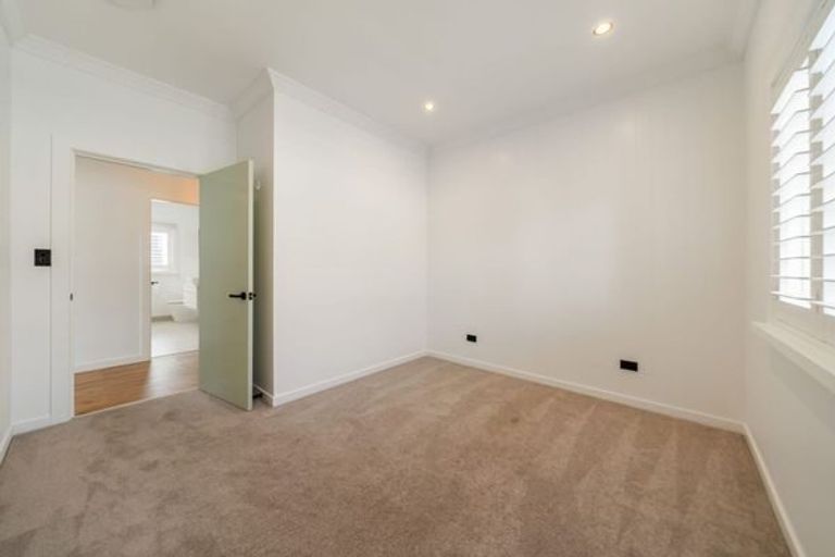 Photo of property in 129 William Street, Petone, Lower Hutt, 5012