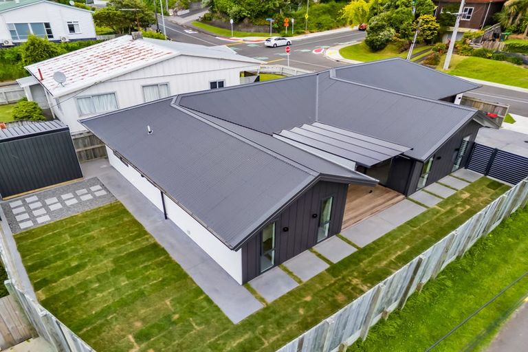 Photo of property in 65 Bayly Road, Blagdon, New Plymouth, 4310