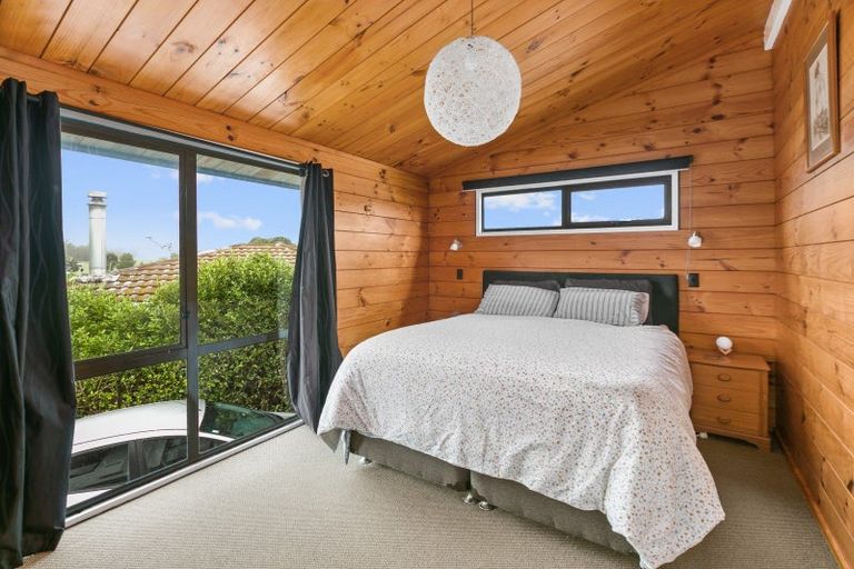 Photo of property in 9 Leeton Drive, Waipukurau, 4200