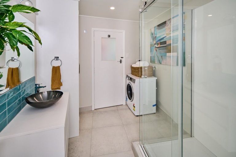 Photo of property in Wharenui Apartments, 274 Oriental Parade, Oriental Bay, Wellington, 6011