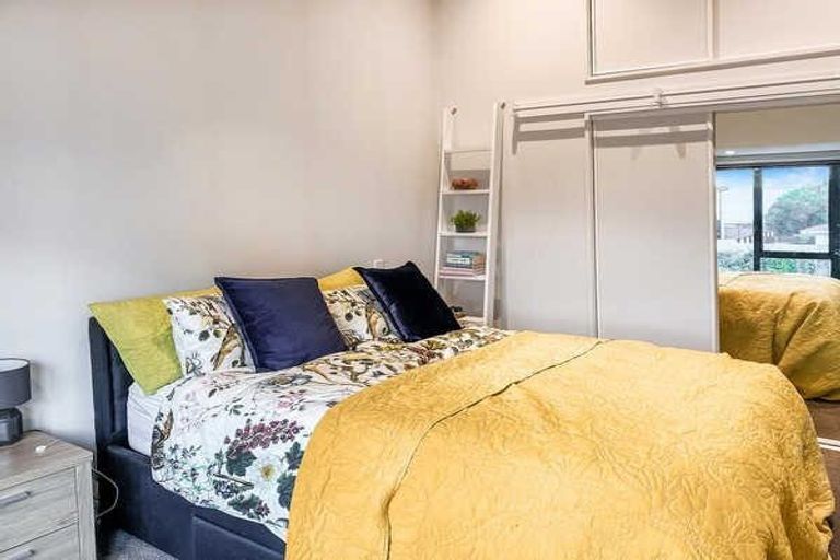 Photo of property in 1036h Colombo Street, St Albans, Christchurch, 8014