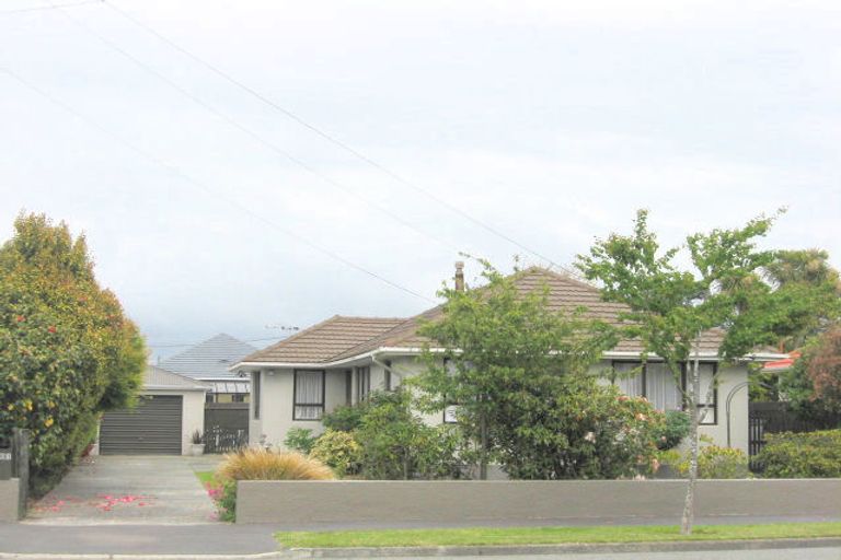 Photo of property in 101 Isleworth Road, Bishopdale, Christchurch, 8053