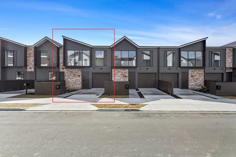 Photo of property in 84 Symes Drive, Red Beach, 0932