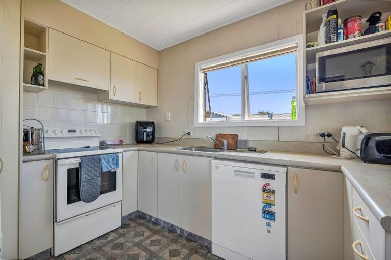 Photo of property in 38 Clemow Road, Fitzroy, New Plymouth, 4312