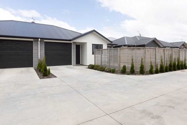 Photo of property in 35u5 North Ridge Drive, Rototuna North, Hamilton, 3210