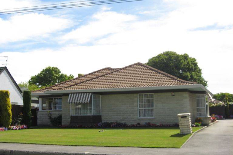 Photo of property in 2/23b Jacksons Road, Merivale, Christchurch, 8014