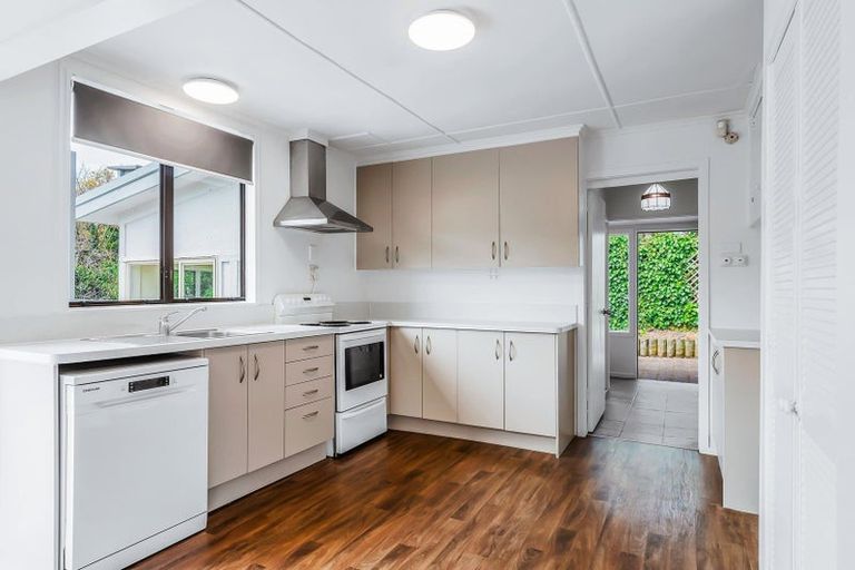 Photo of property in 8 Rokino Road, Taupo, 3330