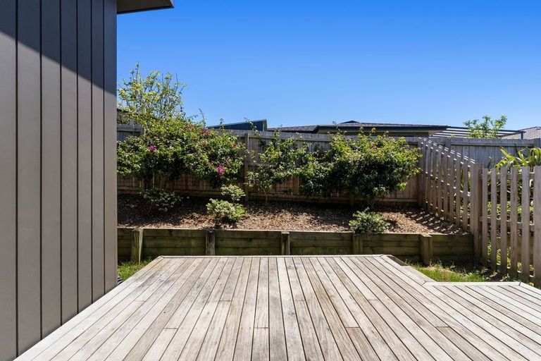 Photo of property in 13 Patrick Rice Drive, Swanson, Auckland, 0614