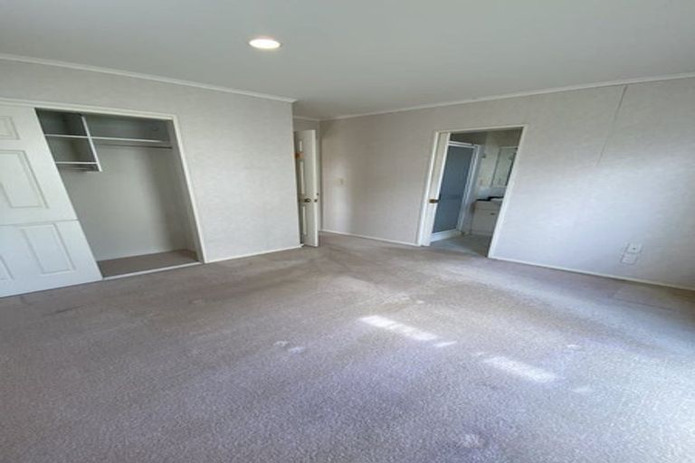 Photo of property in 24a Martin Jugum Lane, Ranui, Auckland, 0612