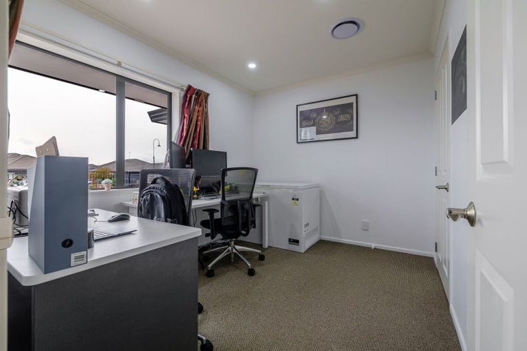Photo of property in 2 Masefield Terrace, Kelvin Grove, Palmerston North, 4414