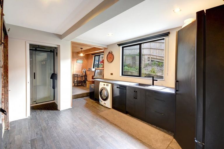 Photo of property in 22 Motu Street, Saint Clair, Dunedin, 9012