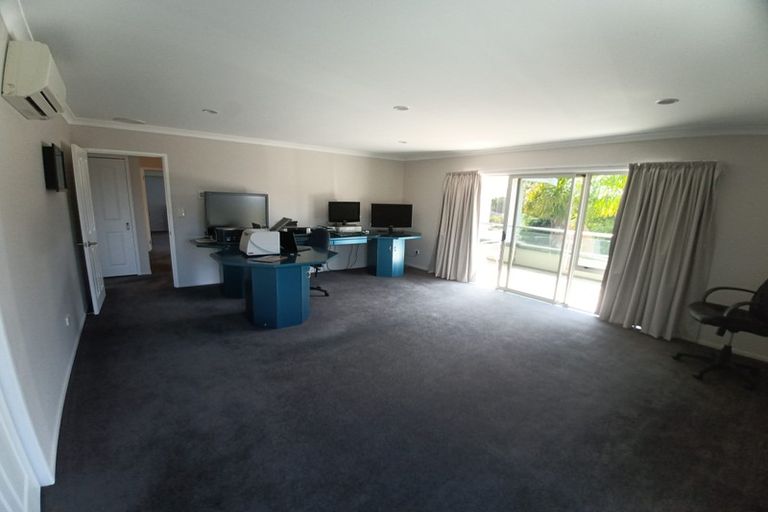 Photo of property in 9 San Clemento Way, Rototuna, Hamilton, 3210