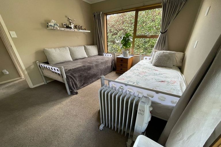 Photo of property in 14 Murvale Drive, Bucklands Beach, Auckland, 2014