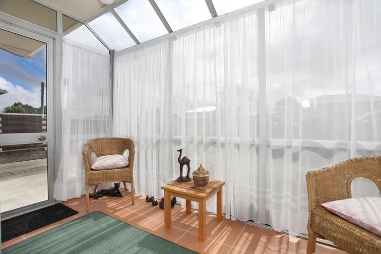 Photo of property in 5 Oxford Street, Marton, 4710