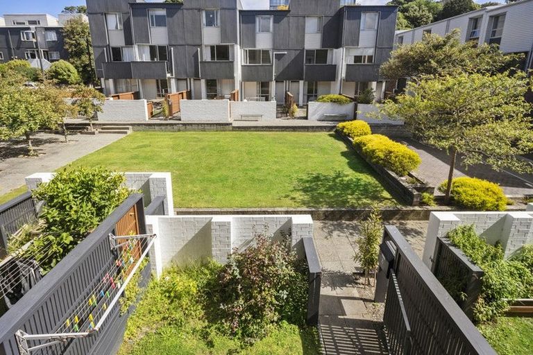 Photo of property in Altar Apartments, 20/120 Rintoul Street, Newtown, Wellington, 6021