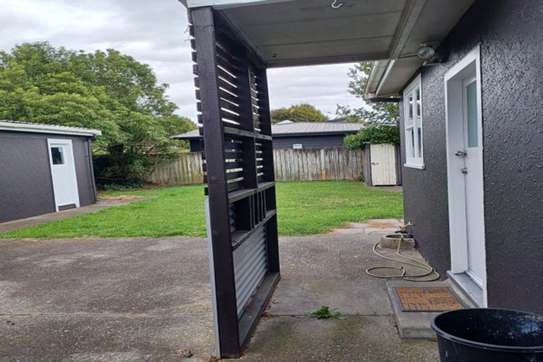 Photo of property in 19 Hereford Street, West End, Palmerston North, 4410