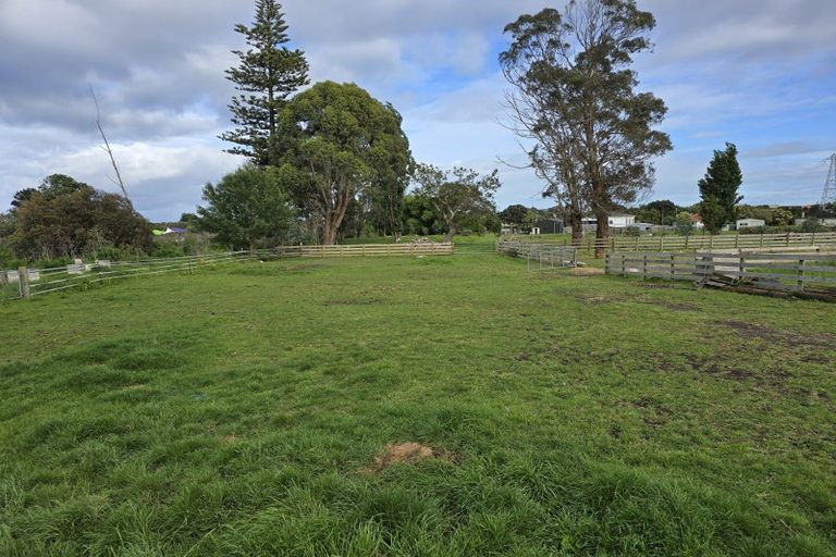 Photo of property in 102 Putiki Drive, Putiki, Whanganui, 4500