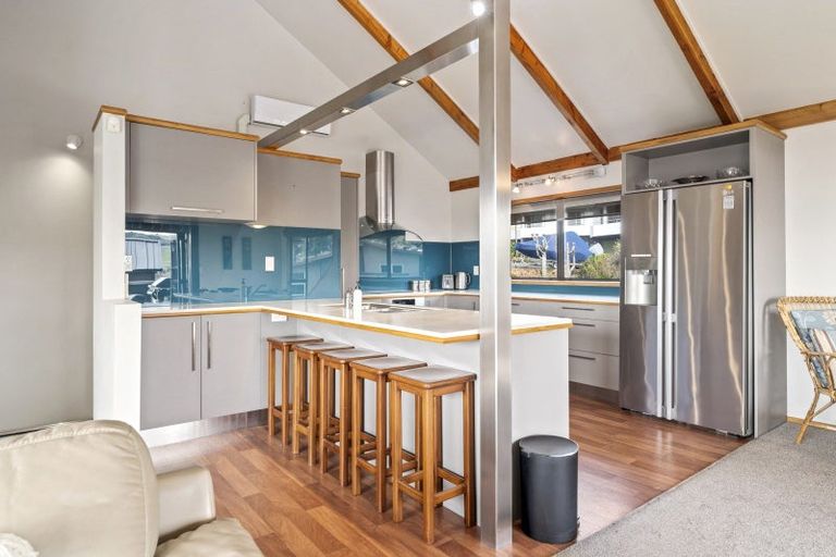 Photo of property in 1/11 Krissell Place, Acacia Bay, Taupo, 3330