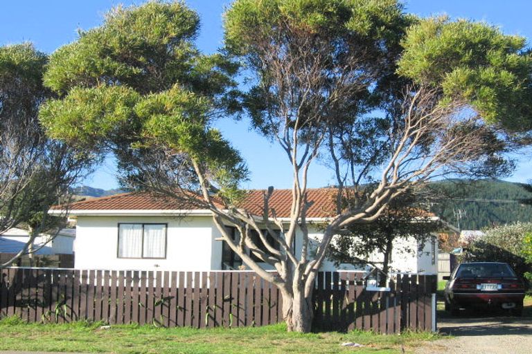 Photo of property in 9 Linwood Drive, Paraparaumu, 5032
