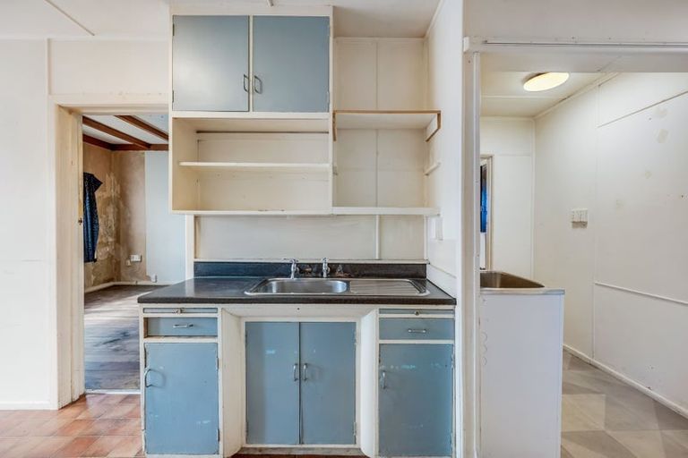 Photo of property in 315 Southampton Street East, Hastings, 4122