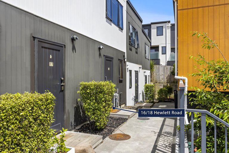 Photo of property in Rf202b, 16/18 Hewlett Road, Massey, Auckland, 0614