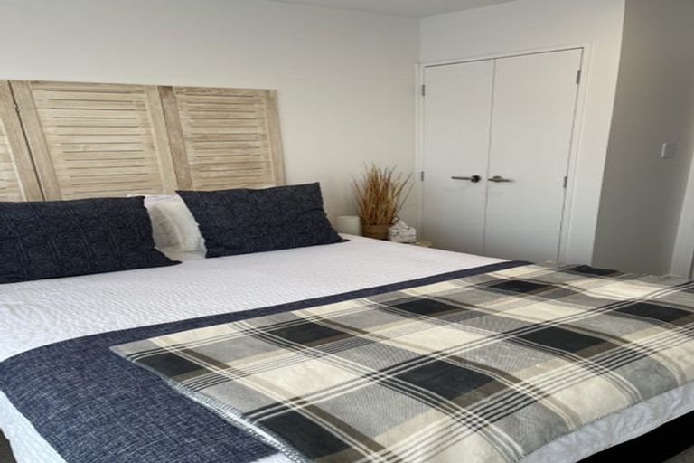 Photo of property in 6 Cook Street, Karori, Wellington, 6012