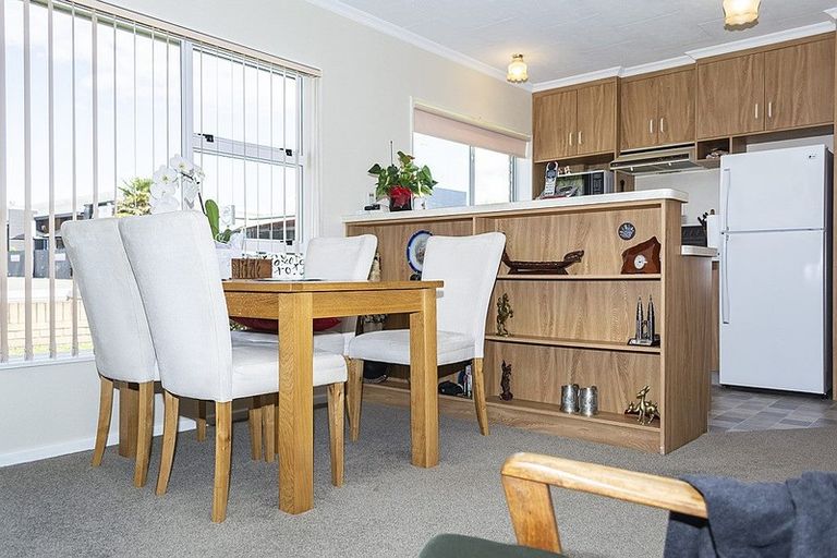 Photo of property in 36 Tukapa Street, Westown, New Plymouth, 4310