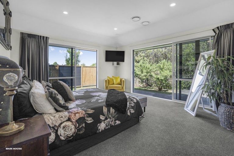 Photo of property in 81 Reading Street, Greytown, 5712