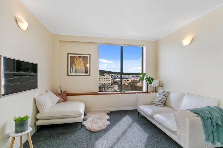 Photo of property in Hobson Court Flats, 66/70u Hobson Street, Thorndon, Wellington, 6011