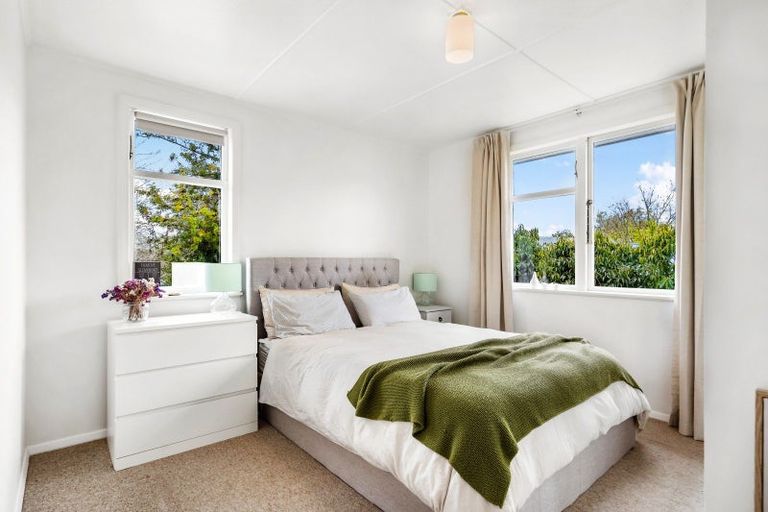 Photo of property in 26 Palmerston Road, Havelock North, 4130