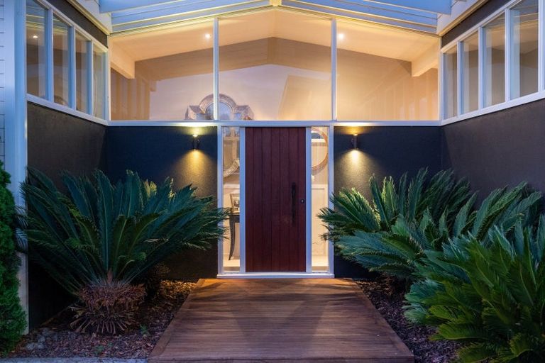 Photo of property in 55 Puflett Road, Havelock North, 4130