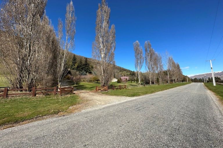 Photo of property in 599 Mount Barker Road, Wanaka, 9382