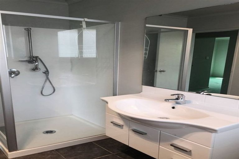 Photo of property in 20 Marengo Parkway, Takanini, 2112