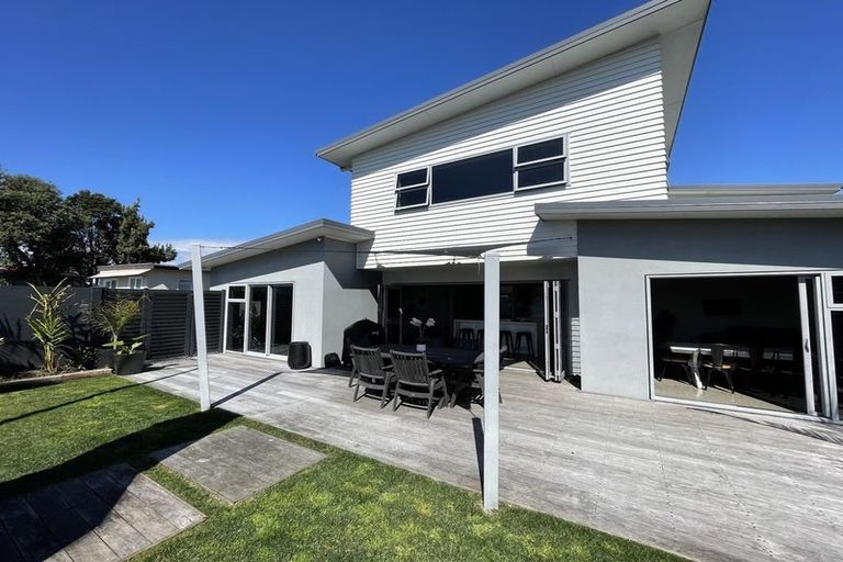 Photo of property in 1242 Papamoa Beach Road, Papamoa Beach, Papamoa, 3118