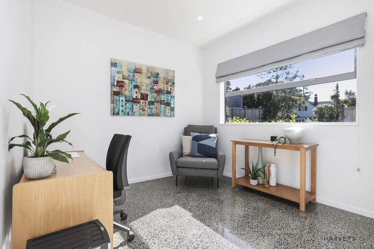 Photo of property in 251a Golf Road, Titirangi, Auckland, 0604