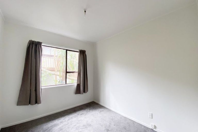 Photo of property in 44 Keegan Drive, Massey, Auckland, 0614