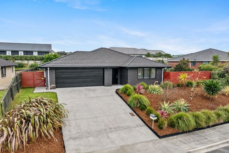 Photo of property in 25 Lake Drive, Tikipunga, Whangarei, 0112