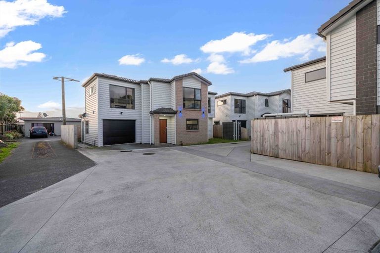 Photo of property in 102a Fitzroy Street, Papatoetoe, Auckland, 2104