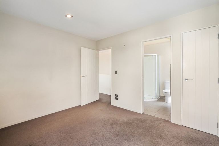 Photo of property in 44a Picton Avenue, Riccarton, Christchurch, 8011