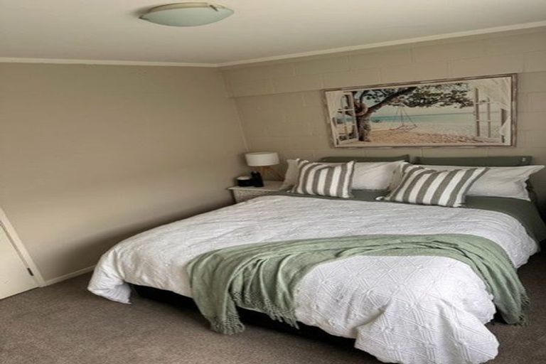 Photo of property in 4 Four Trees, Cockle Bay, Auckland, 2014