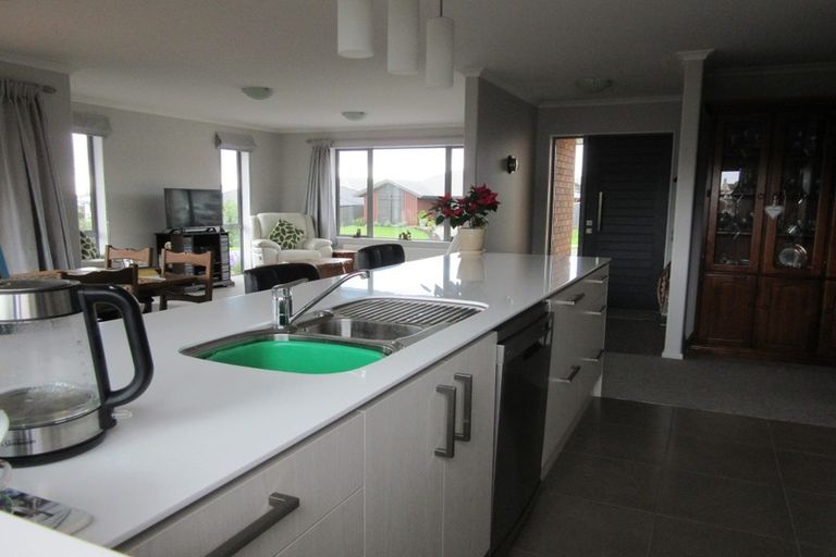 Photo of property in 12 Pine Crest Drive, Richmond, 7020