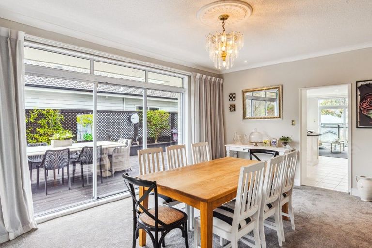 Photo of property in 47 Golf Road, Paraparaumu Beach, Paraparaumu, 5032