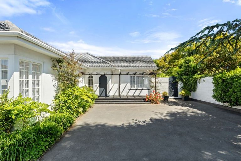 Photo of property in 2/188c Gayhurst Road, Dallington, Christchurch, 8061