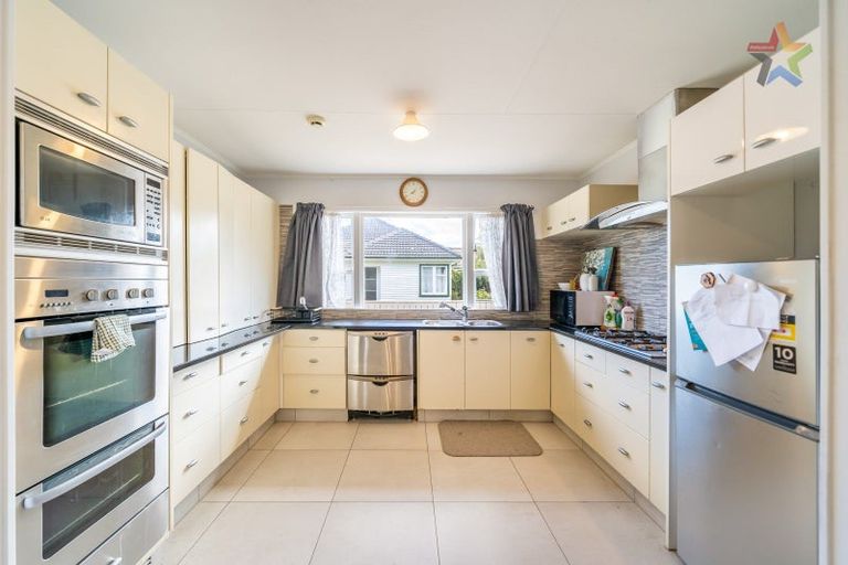 Photo of property in 111 Main Road, Wainuiomata, Lower Hutt, 5014