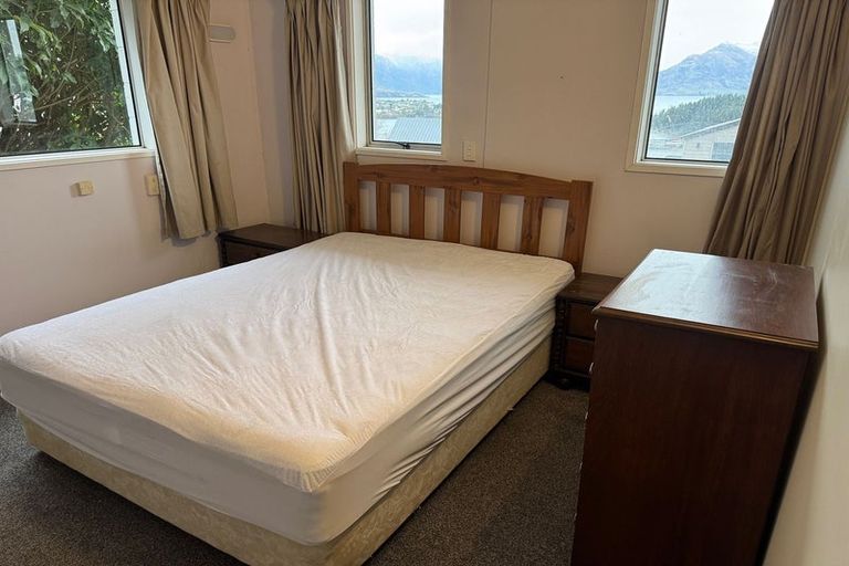Photo of property in 8 Earnslaw Terrace, Queenstown, 9300